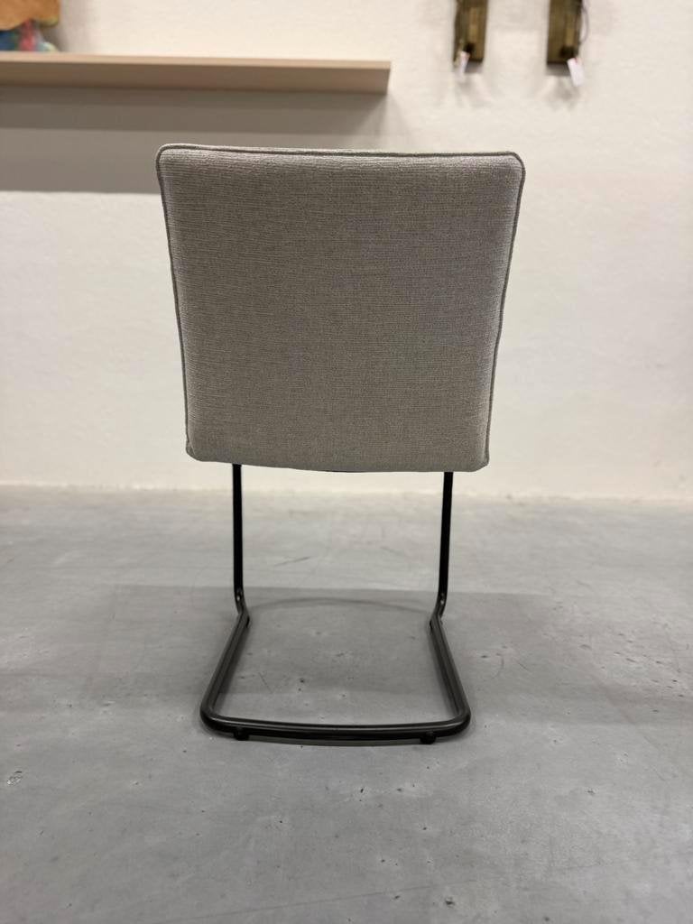 Nieuw Leolux Freyr eetkamerstoel Evla stof Design stoel, Huis en Inrichting, Stoelen, Leolux, Info@leolux.nl, Nieuw, Ophalen of Verzenden
