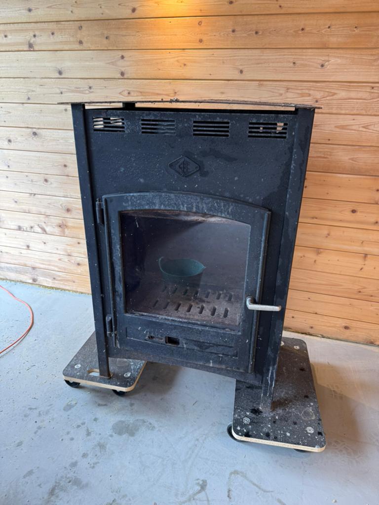 Houtkachel (voor verwarmen zwembad of hottub), Ophalen, Gebruikt, Hout, Houtkachel