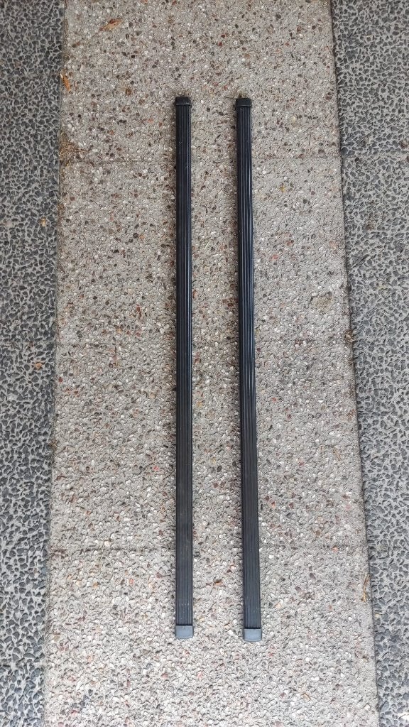 Thule SquareBar 108 cm dakdragers – set van 2, Auto diversen, Dakdragers, Ophalen, Zo goed als nieuw