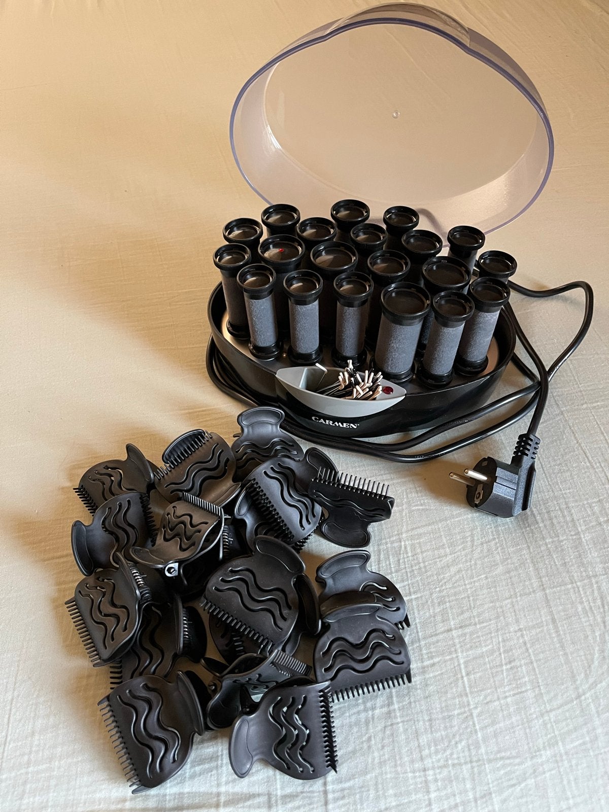 Nieuwe Carmen krulset met 20 rollers en clips., Ophalen, Zo goed als nieuw, Haarverzorging