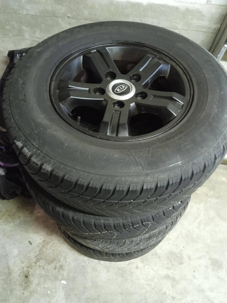 Autobanden kia sorento, Ophalen of Verzenden, All Season, Band(en)