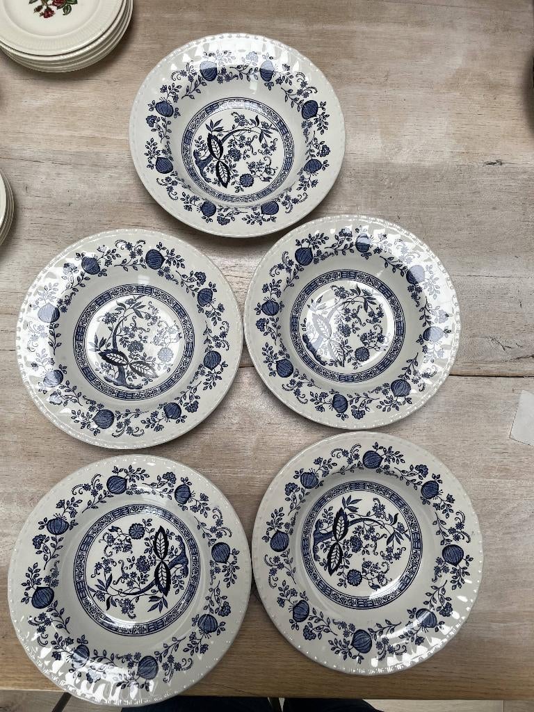 5 Royal Tudor Ware Blue Onion bordjes, Ophalen of Verzenden, Zo goed als nieuw, Bord(en), Overige stijlen