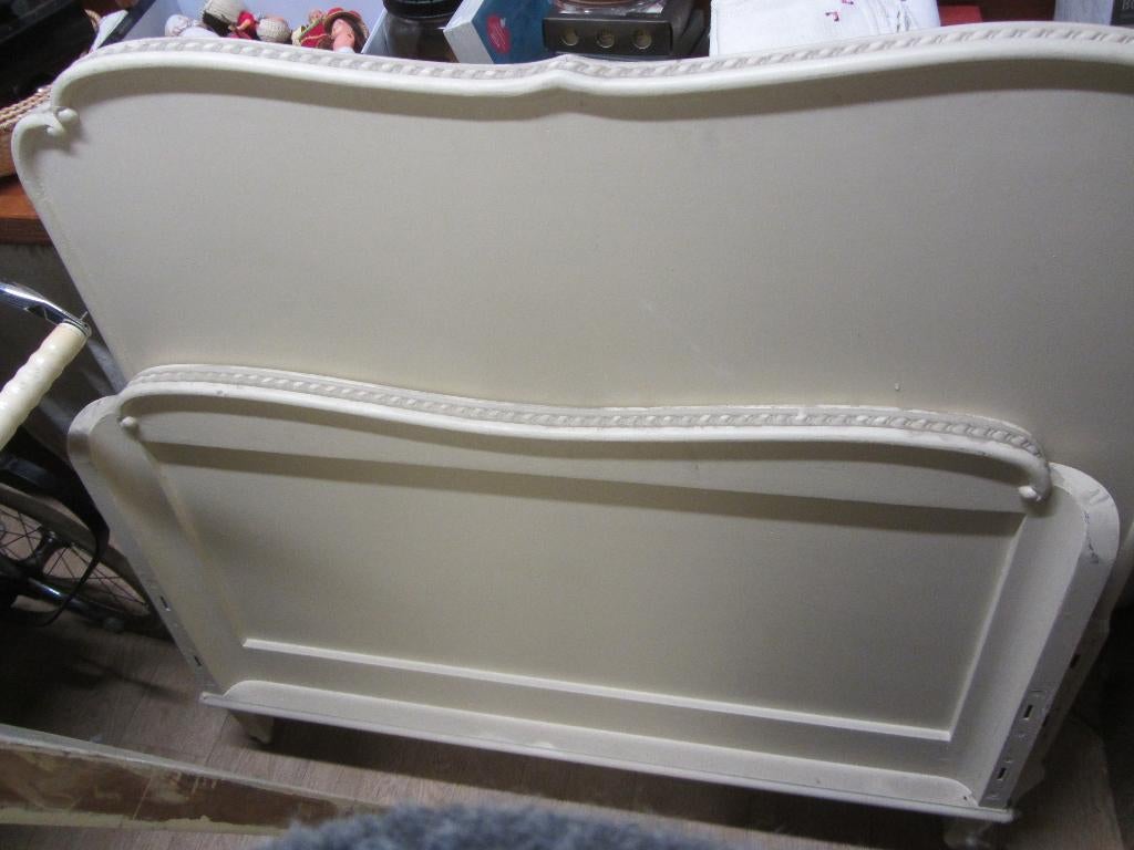 Vintage oud houten eenpersoons bed, Huis en Inrichting, Slaapkamer | Bedden, Ophalen, Eenpersoons, Wit, 190 cm of minder
