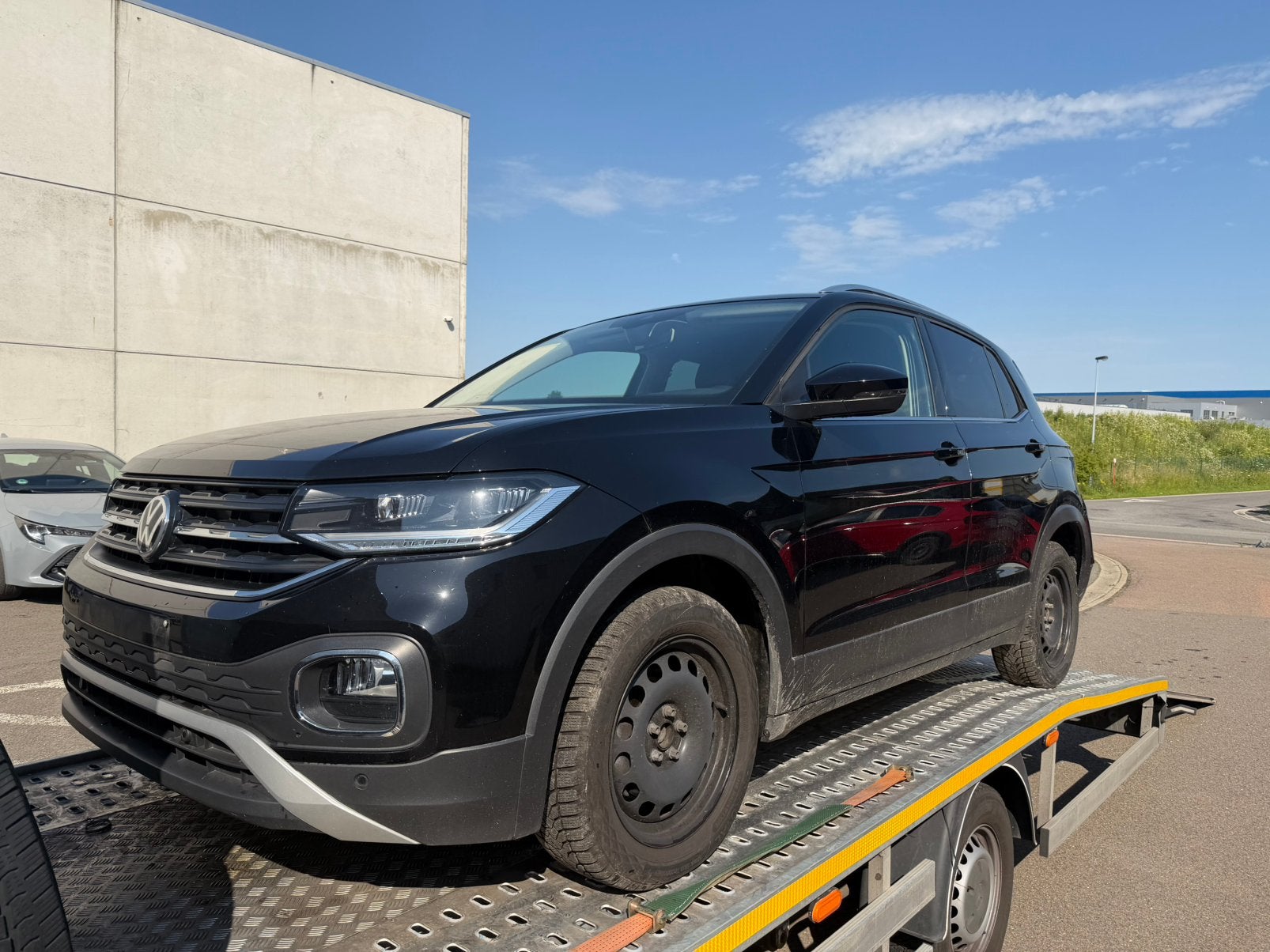 Volkswagen T-Cross 1.0 TSI DSG AUTOMAAT VIRTUAL RIJDBAAR, Auto diversen, Schadeauto's, Ophalen, Zwart, Benzine