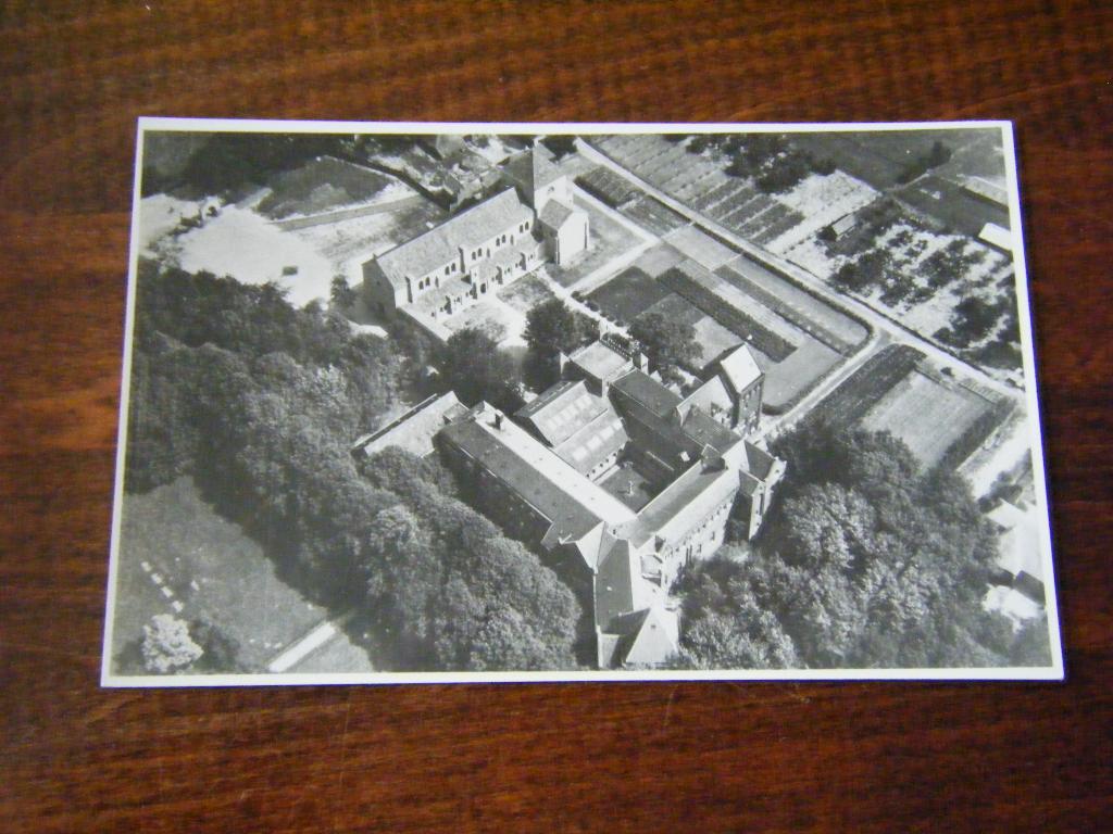 L35 - Oosterhout - Luchtfoto Abdij - Mooi/ Oud, Ophalen of Verzenden, 1940 tot 1960, Noord-Brabant
