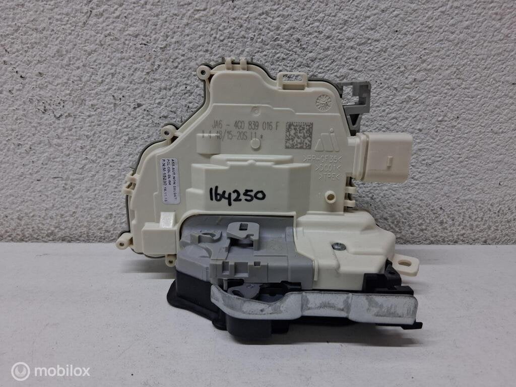 Deurslot mechaniek Ra Audi A4 Avant B9 ('15-'19) 4G0839016F, Audi, Gebruikt