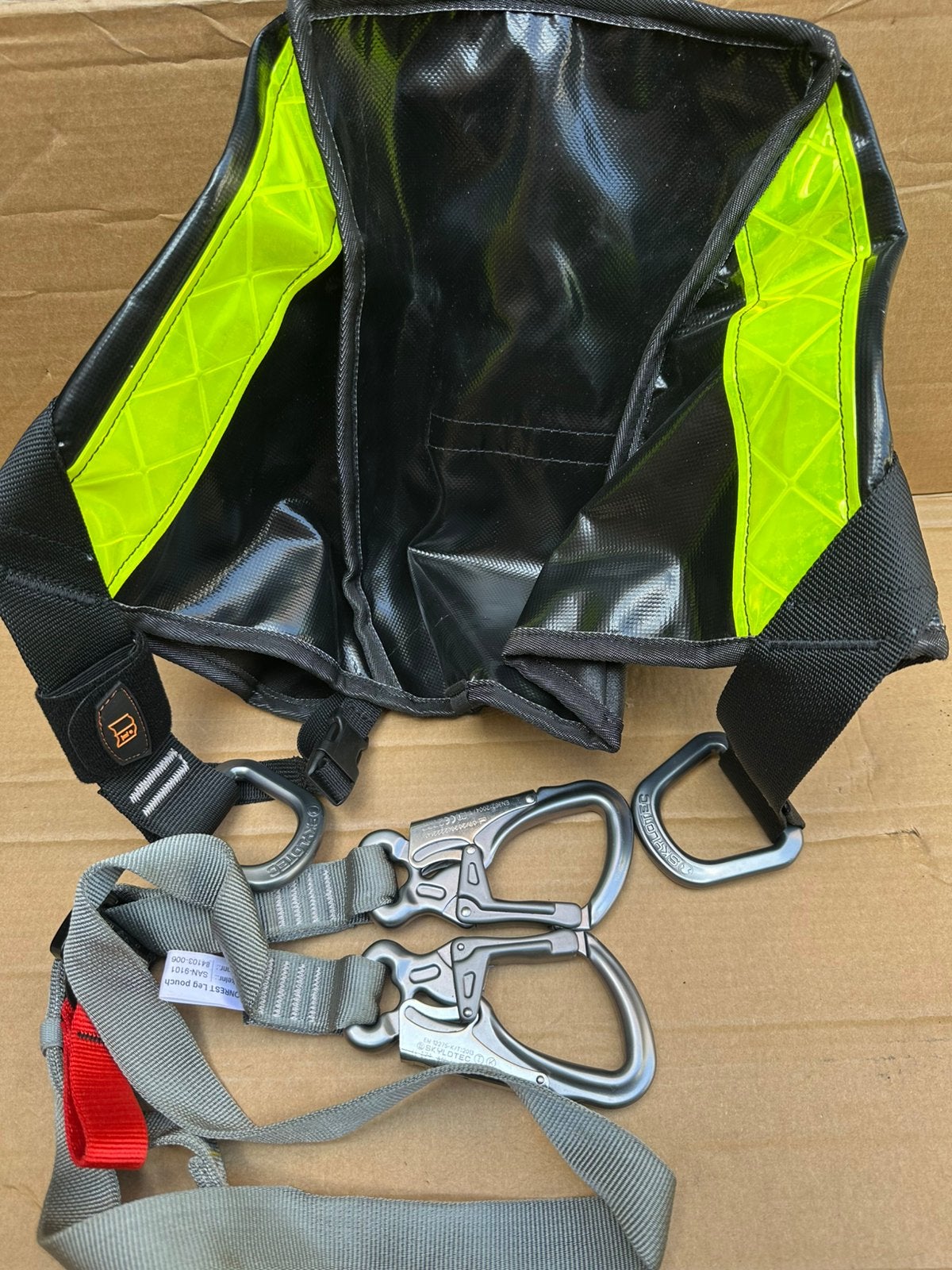 Skylotec conrest leg pouch, Sport en Fitness, Klimsport, Ophalen of Verzenden, Zo goed als nieuw, Klimsport-accessoire
