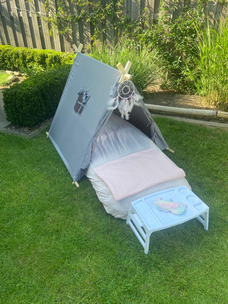 Compleet Slaapfeestje Pakket te koop 5 Tentjes & Accessoires, Ophalen, Zo goed als nieuw, Overige materialen