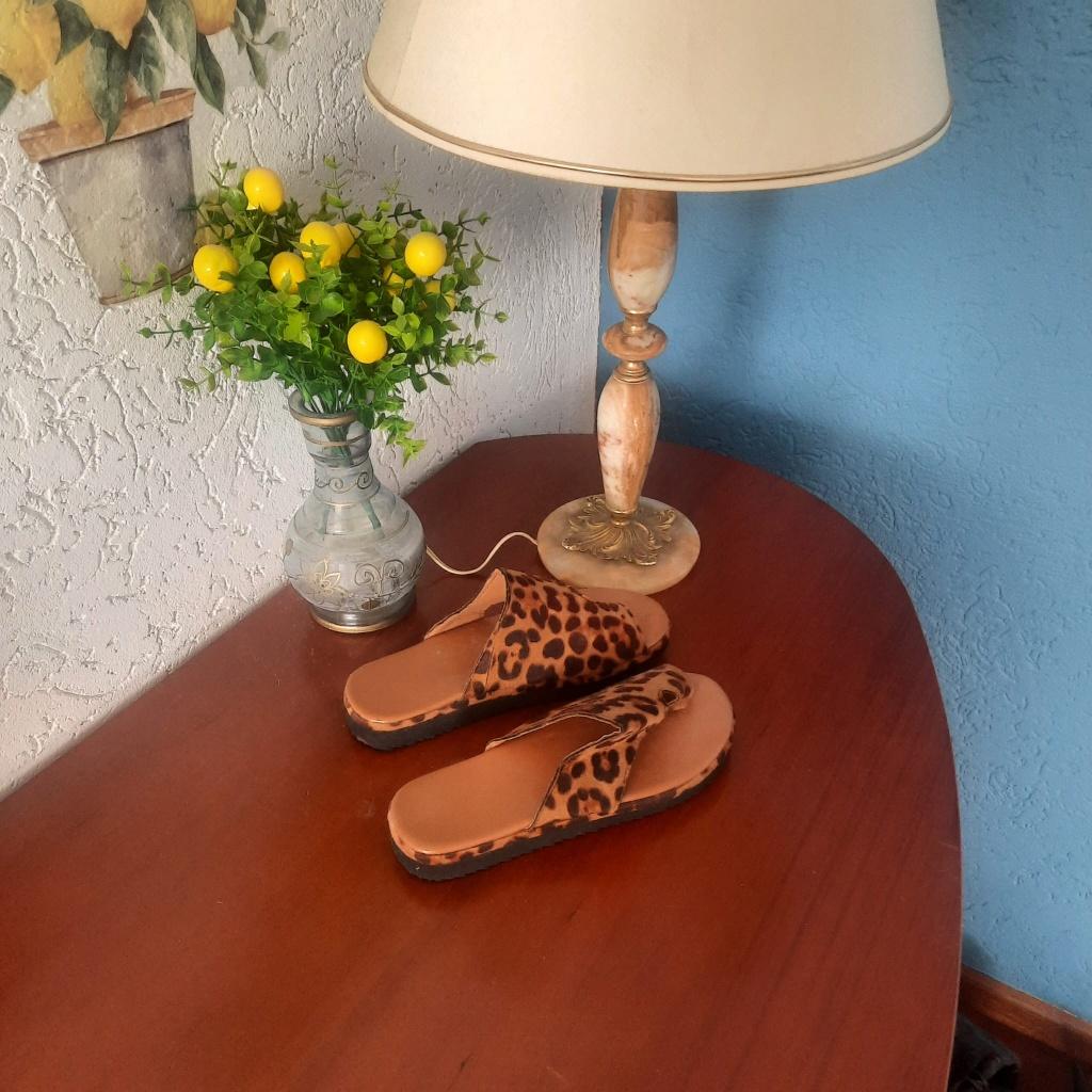 Sandalen met dierenprint, maat 37. Nieuw,, Overige kleuren, Verzenden, Nieuw, Sandalen of Muiltjes