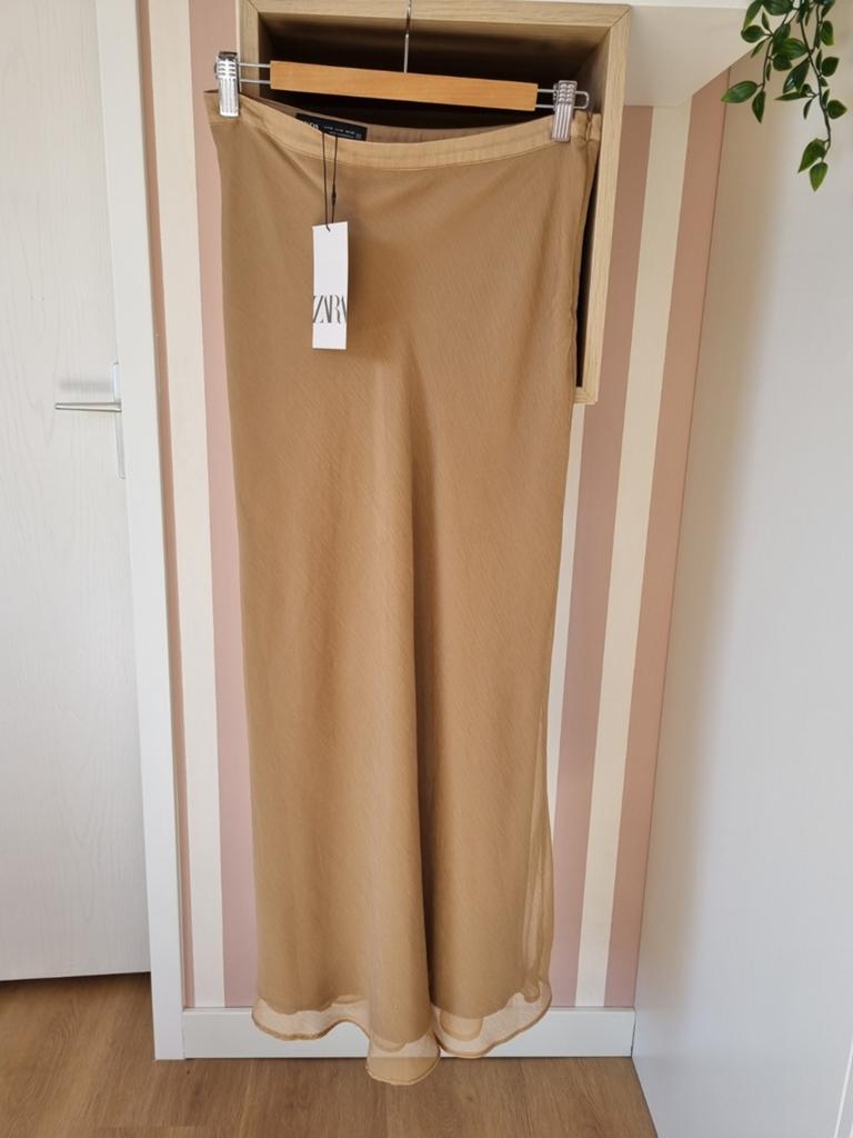 Prachtige rok met onderrok - Maat M, Maat 38/40 (M), Nieuw, Ophalen of Verzenden, Onder de knie