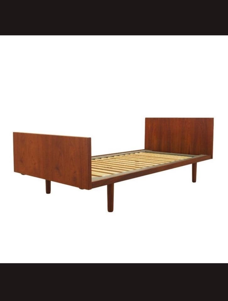 Bedframe Hans Wegner voor Getama 80 x 200, Huis en Inrichting, Slaapkamer | Bedden, Ophalen, Gebruikt, Eenpersoons, Bruin