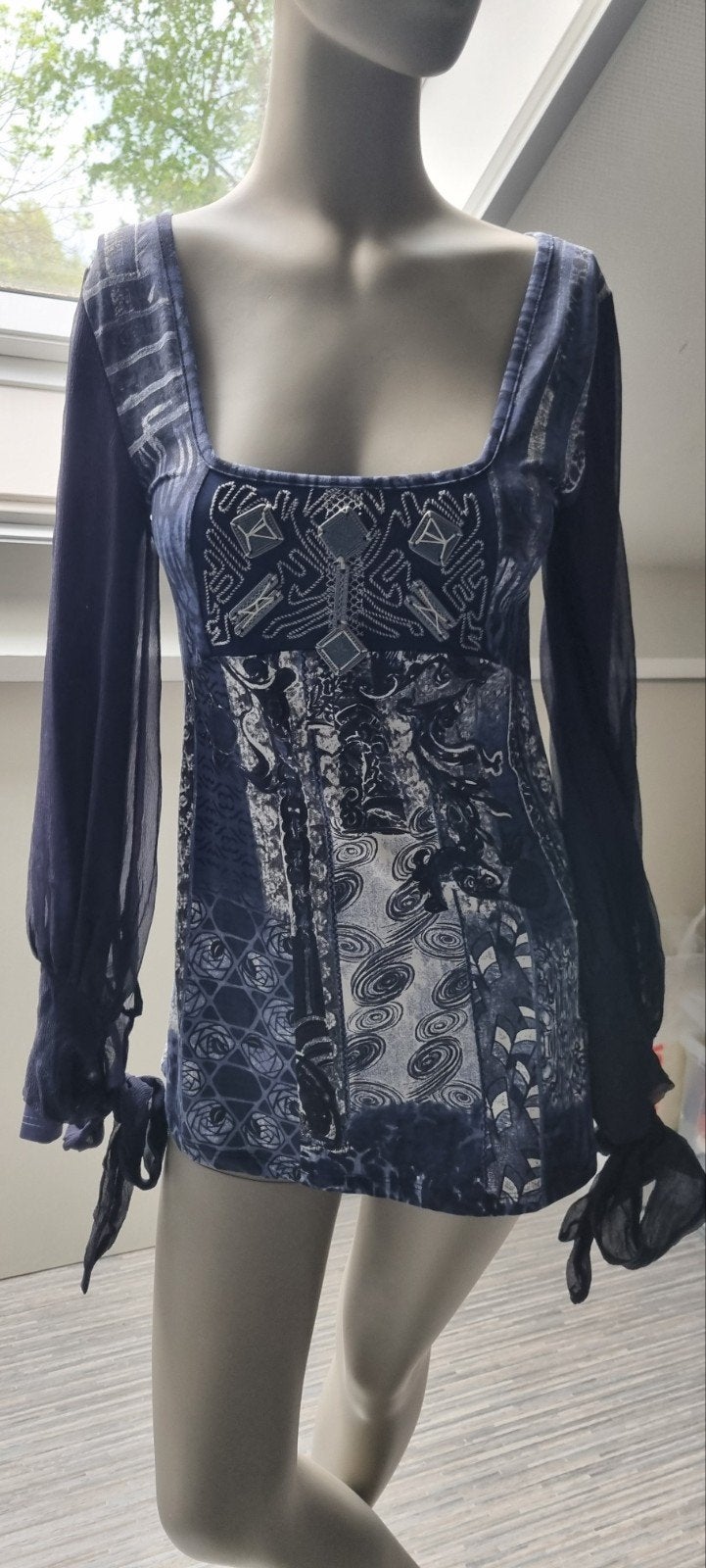Save the Queen. Mooie, lange top, lange mouw. Nieuw., Kleding | Dames, Overige kleuren, Nieuw, Lange mouw, Maat 36 (S)