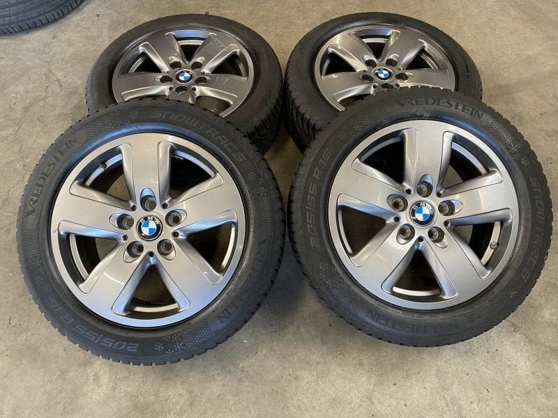 16 inch originele velgen + winterbanden BMW 1, 2 serie F40