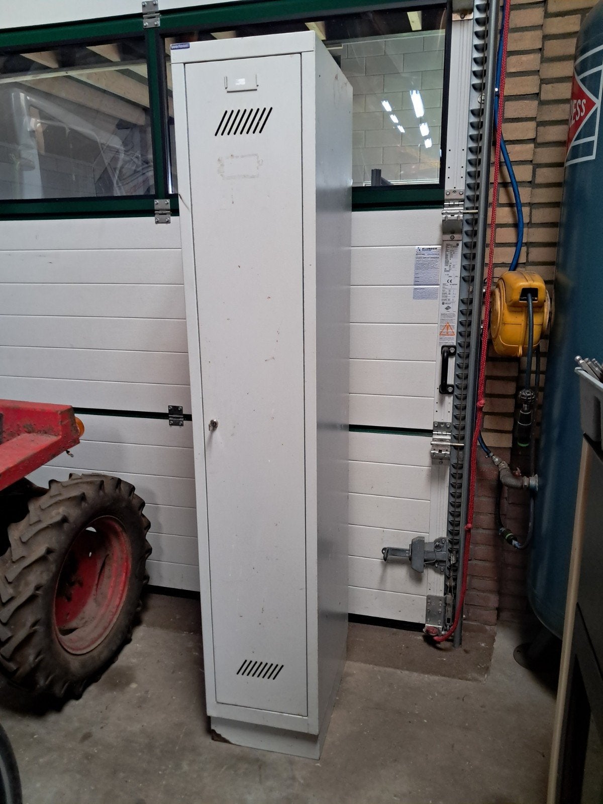 Gebruikte Overtoom Kleding Locker - 33x50x185 cm, Huis en Inrichting, Kasten | Lockerkasten, Gebruikt, Ophalen