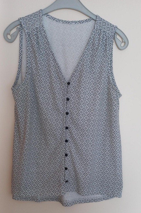 Dames Zomershirt, Kleding | Dames, T-shirts, Maat 38/40 (M), Ophalen of Verzenden, Zo goed als nieuw, Zonder mouw