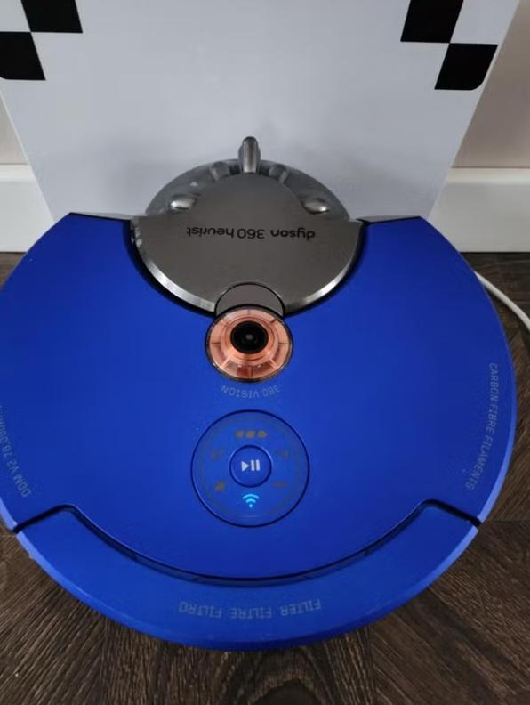 Dyson 360 Robotstofzuiger, Ophalen, Zo goed als nieuw, Draadloos, Minder dan 1200 watt