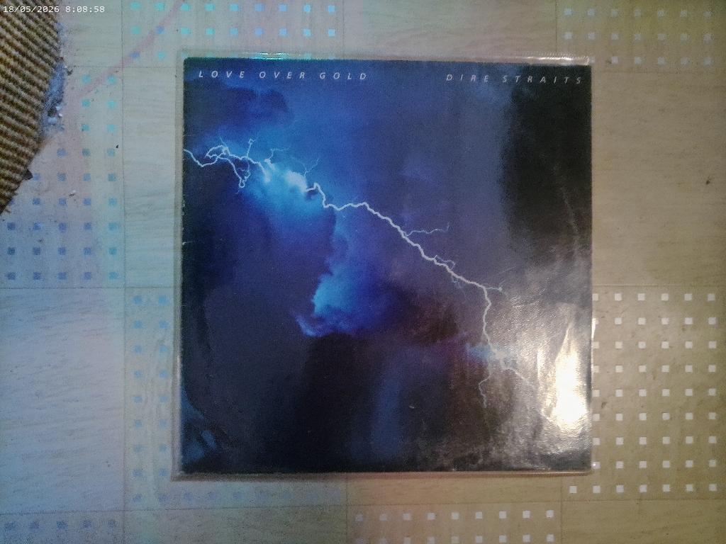LP Dire Straits - Love over gold, Cd's en Dvd's, Vinyl | Rock, Gebruikt, 1980 - 1989, Ophalen of Verzenden, Inclusief binnenhoes