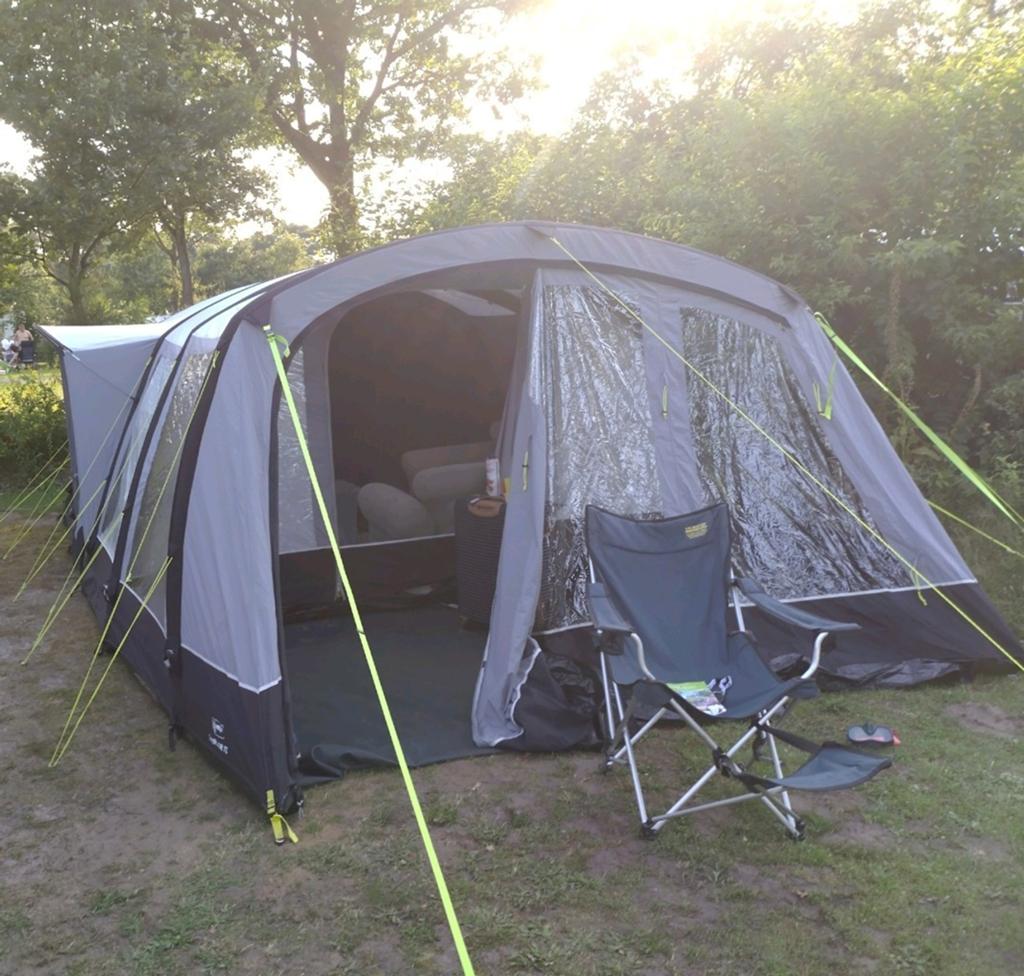 Kampa Studland 8 AIR Opblaasbare Familie Tunneltent, Ophalen of Verzenden, Zo goed als nieuw, Meer dan 6