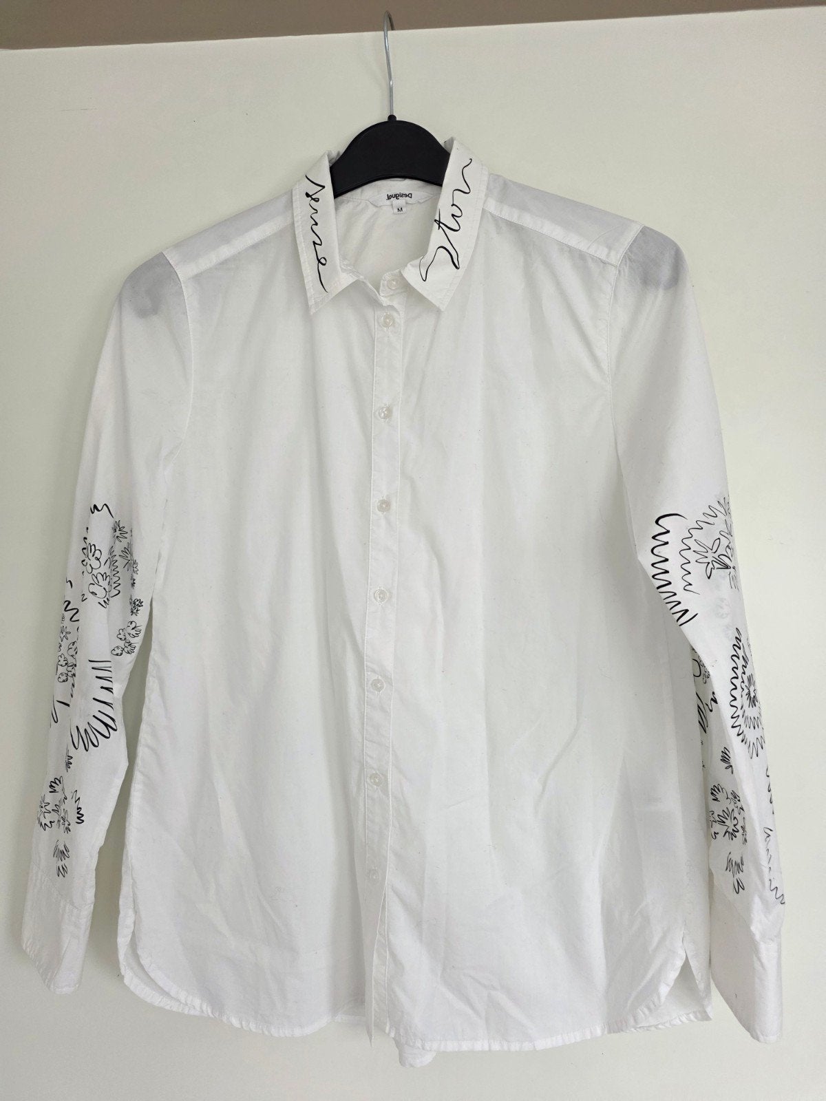 Desigual blouse wit met zwarte opdruk maat M, Maat 38/40 (M), Wit, Ophalen of Verzenden, Zo goed als nieuw