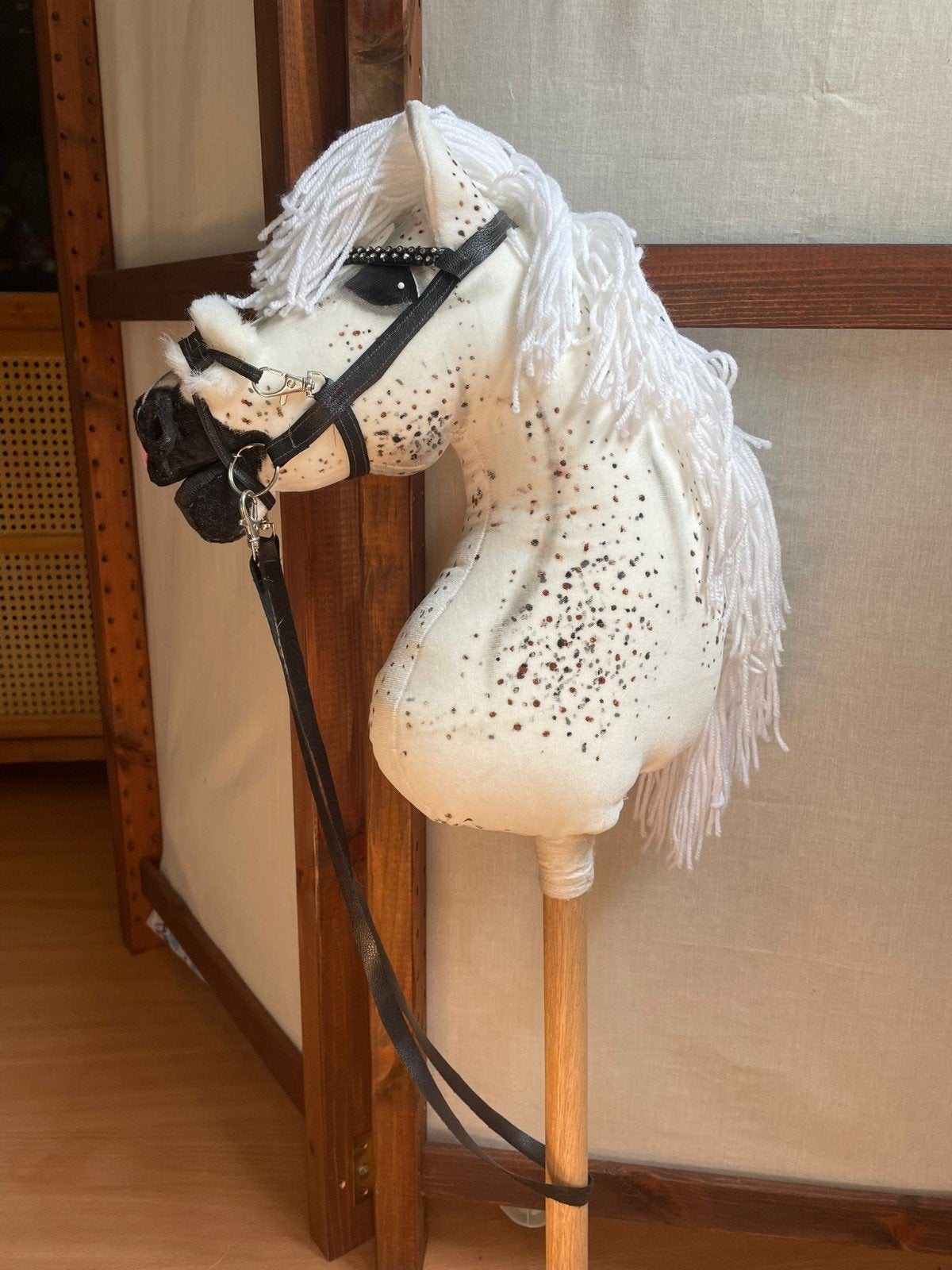 Gestipte hobby horse, Ophalen, Nieuw
