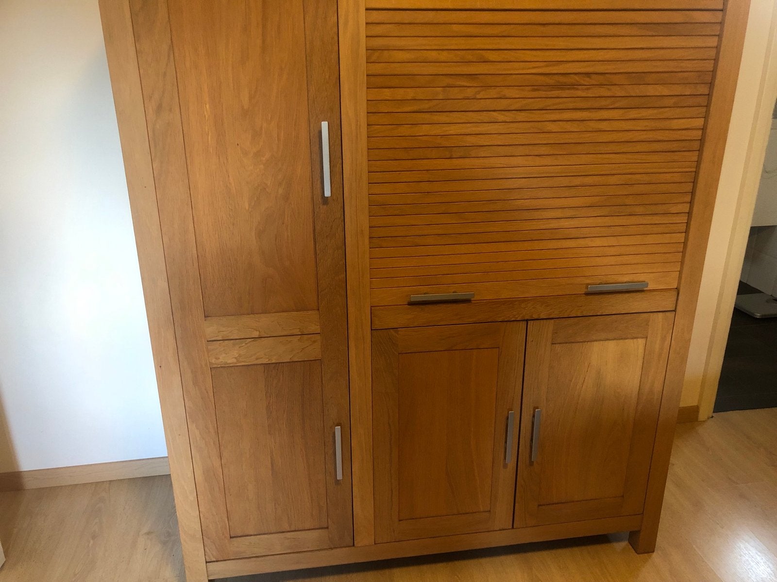 Houten computerkast met opbergruimte en roldeur, Huis en Inrichting, Kasten | Computermeubels, Gebruikt, 70 tot 120 cm, 120 tot 170 cm