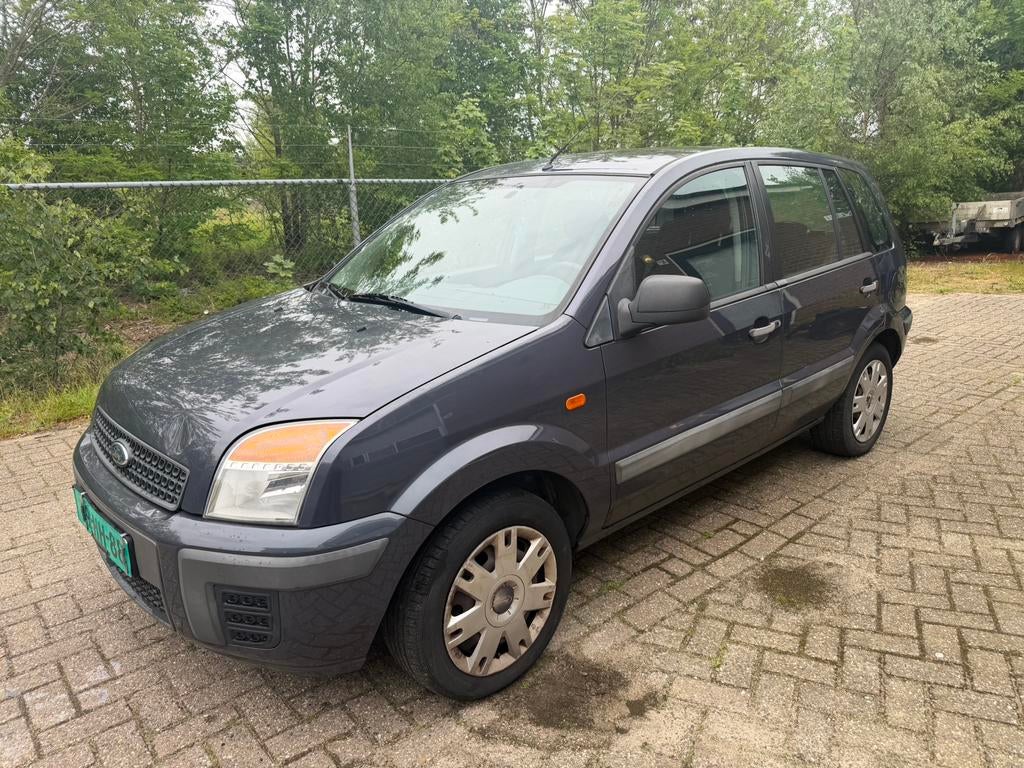 Ford Fusion 1.4 16V 2011 Grijs 232.629km Apk 21-10-2026, Voorwielaandrijving, 49 €/maand, Origineel Nederlands, Bedrijf