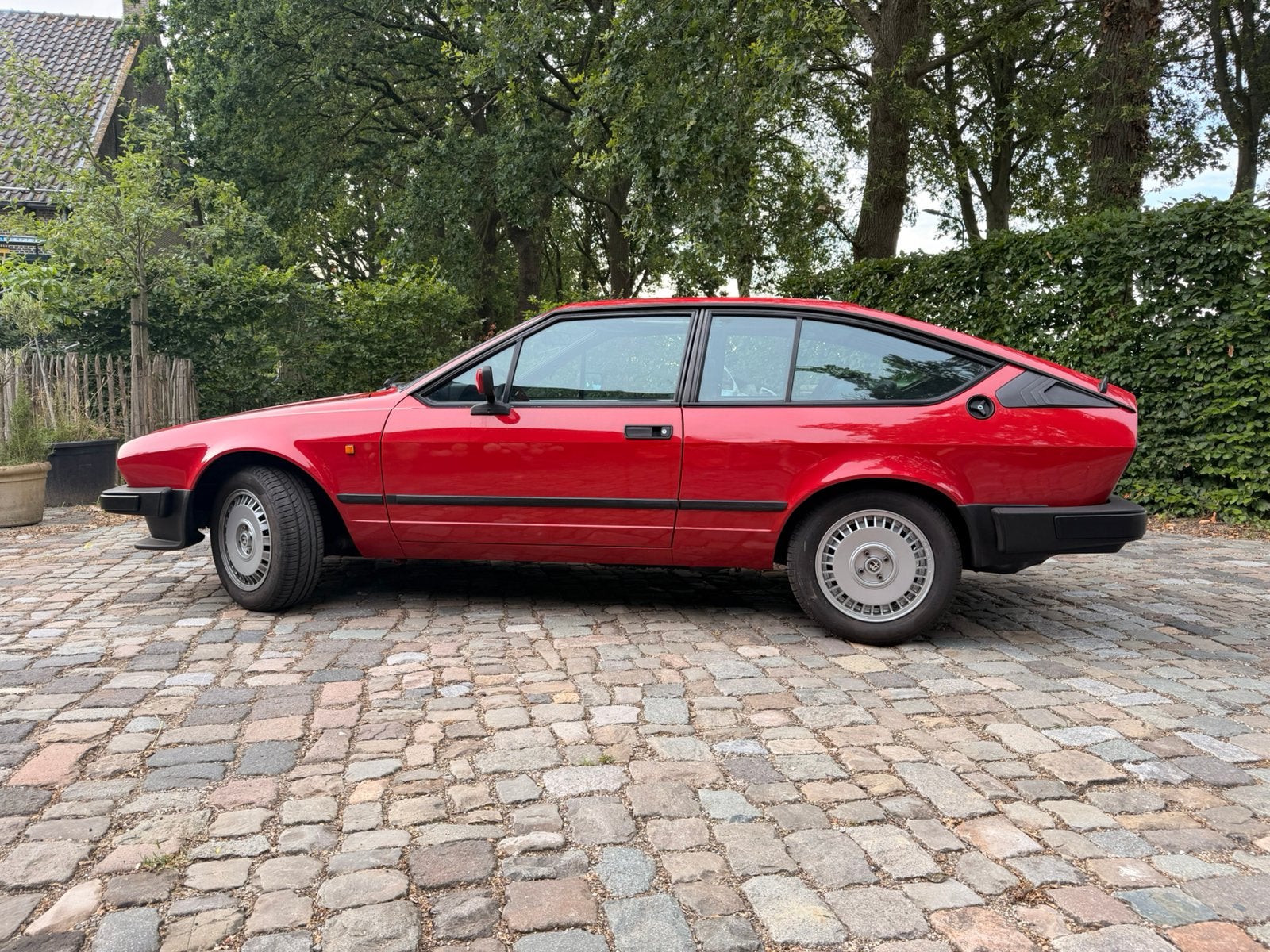 Alfetta GTV 2.0 1985, foto 2