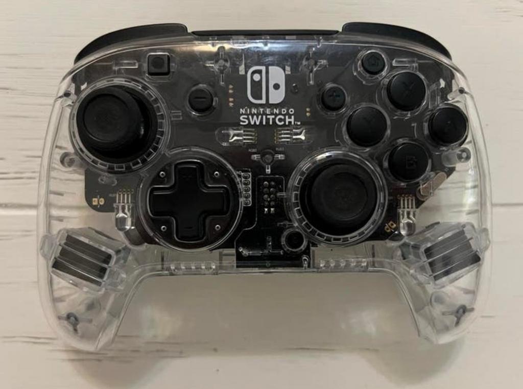 PDP Wired Deluxe Switch Controller - Transparant, Ophalen of Verzenden, Gebruikt