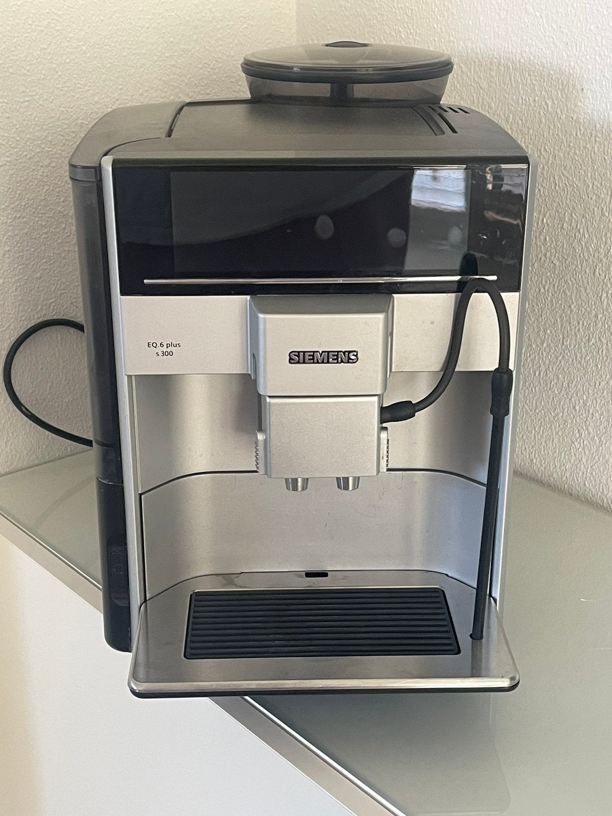 Siemens EQ6 plus s300, Witgoed en Apparatuur, Koffiezetapparaten, Ophalen