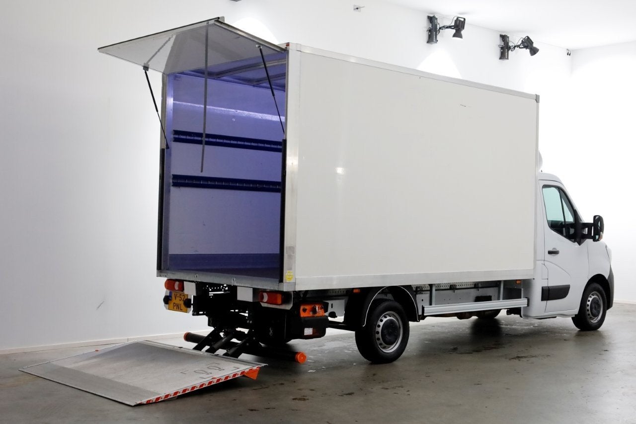 Renault Master T35 2.3 dCi 145pk Bakwagen met laadklep 960kg, Auto's, Bestelauto's, Lichtsensor, 145 pk, Achterwielaandrijving