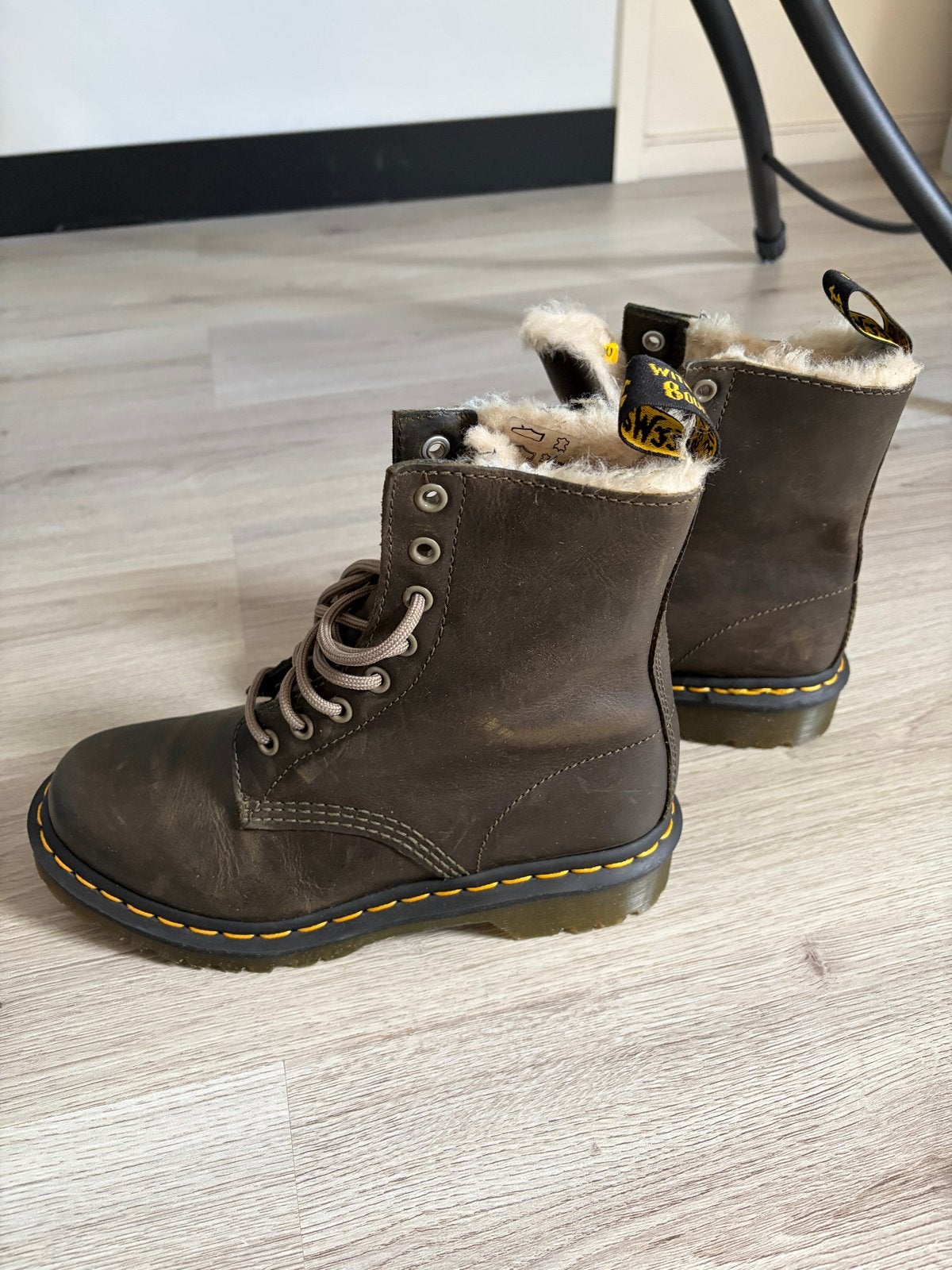 Dr. Martens 1460 Pascal Warmwair Laarzen - Maat 38, Lage of Enkellaarzen, Ophalen of Verzenden, Zo goed als nieuw, Groen