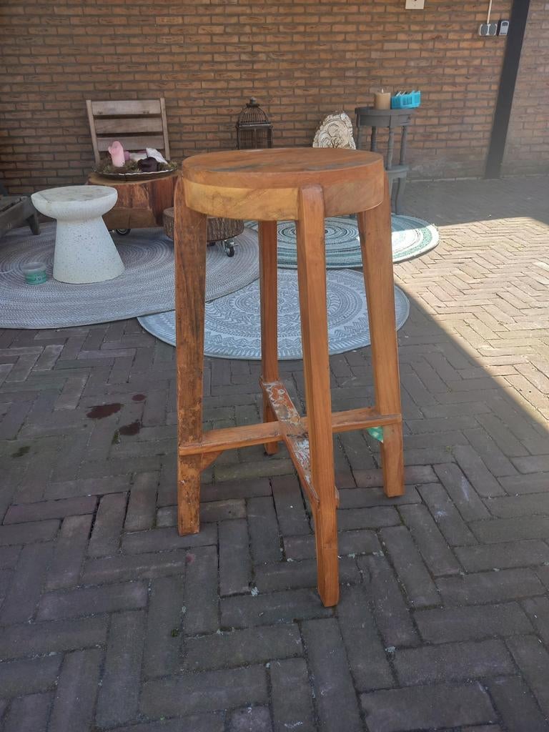Tiekhouten barkruk, Huis en Inrichting, Barkrukken, Ophalen of Verzenden