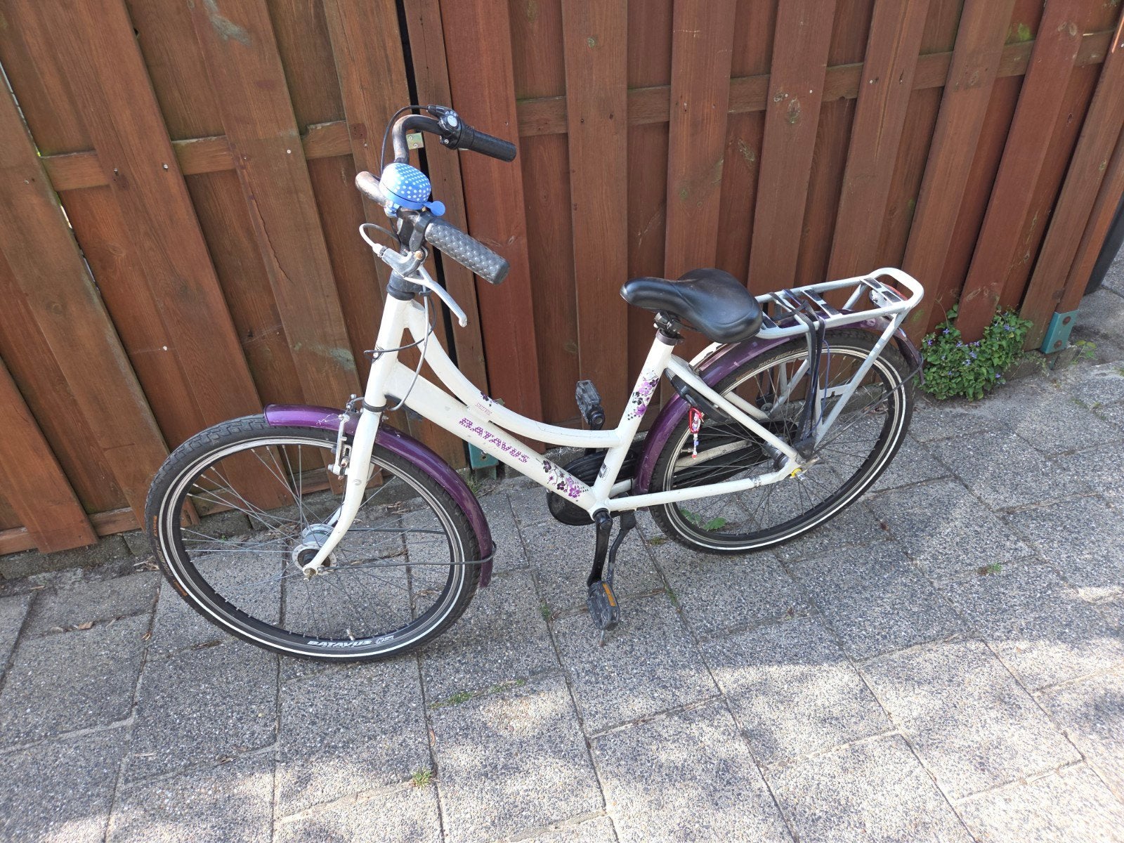 Batavus damesfiets, wit/paars, gebruikt 26 inch, Fietsen en Brommers, Ophalen, Gebruikt, Velgrem, Batavus