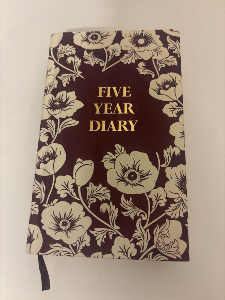 Five Year Diary, Ophalen of Verzenden, Zo goed als nieuw