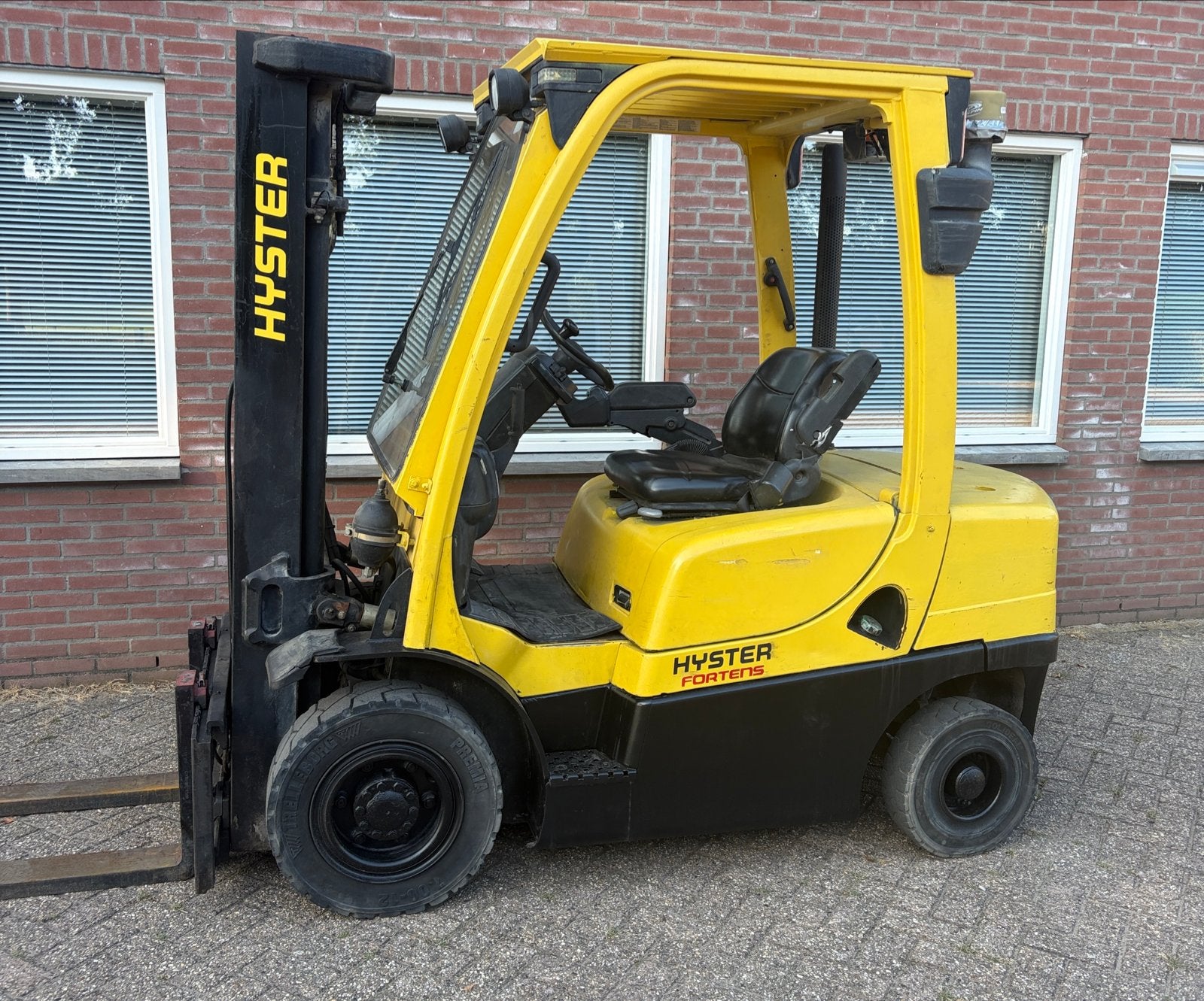 Hyster H2.5FT Diesel Heftruck, 2.5 ton, Triplo, Sideshift, Ophalen