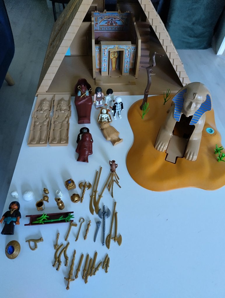 Piramide playmobil, Ophalen, Zo goed als nieuw
