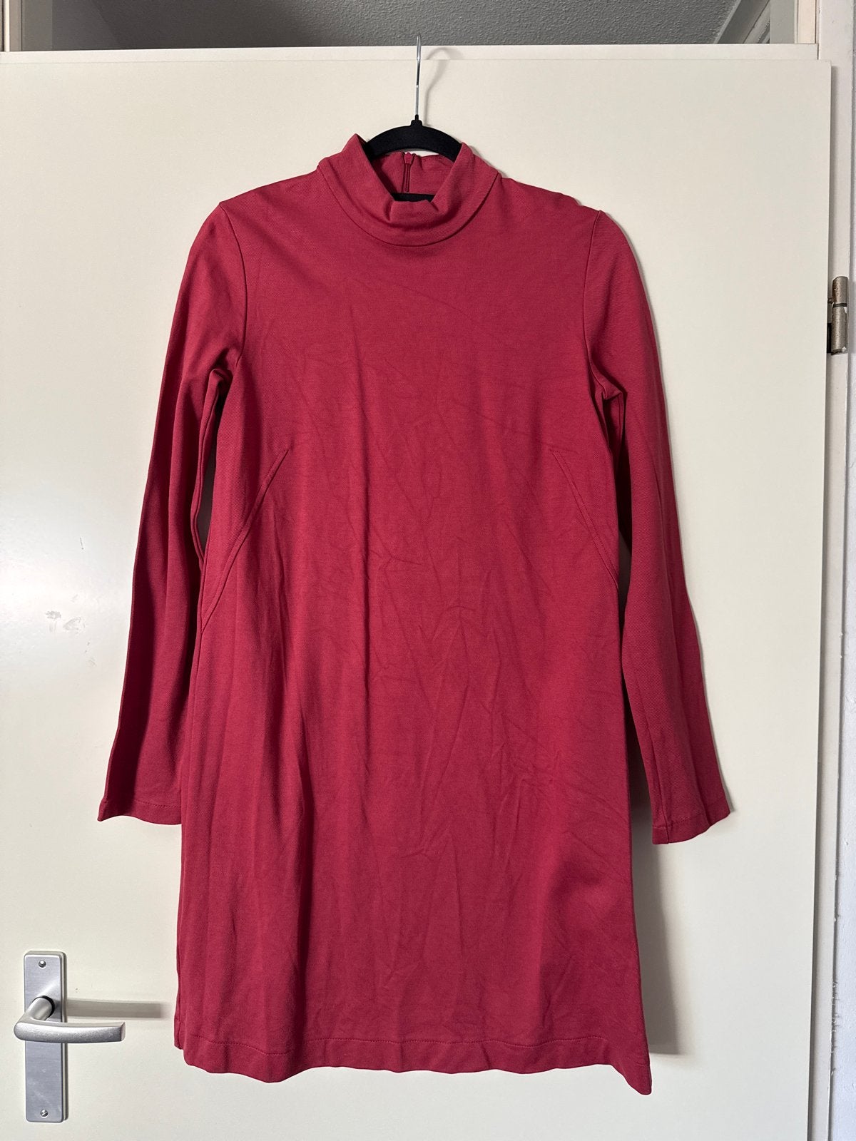 Zara donkerroze Jurk met Col - Maat M, Kleding | Dames, Jurken, Maat 38/40 (M), Verzenden, Zo goed als nieuw, Roze