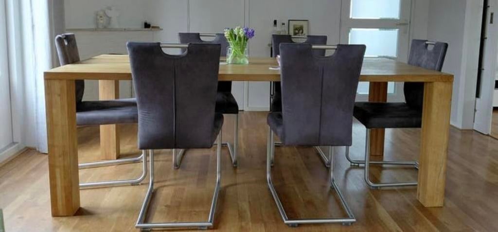 Houten eettafel met 6 stoelen, Ophalen, Zo goed als nieuw