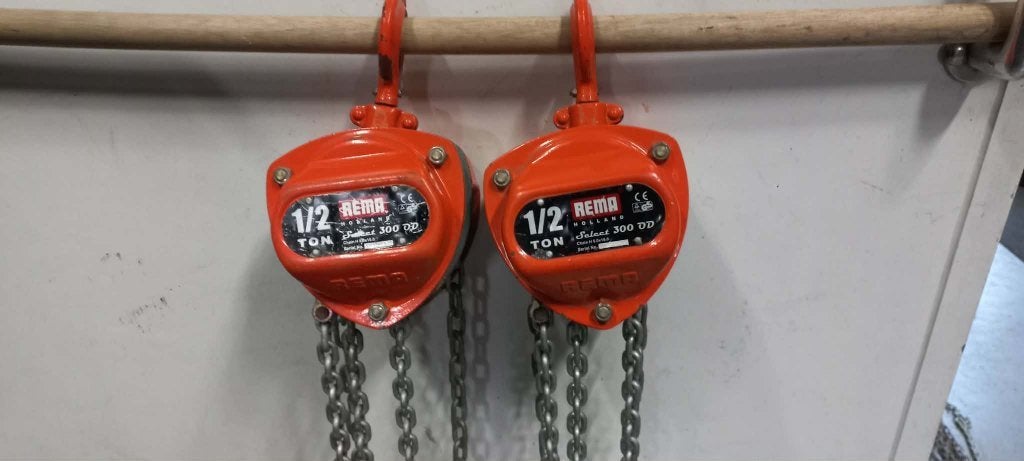 Rema Holland 1/2 Ton Kettingtakels (2 stuks), Ophalen, Gebruikt, Handmatig