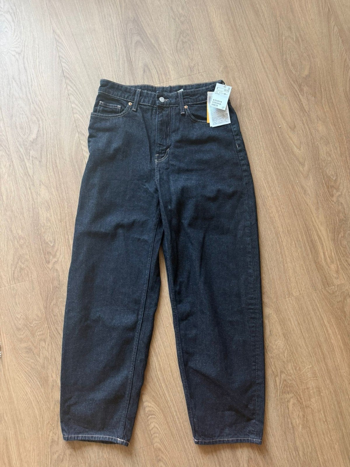 Jeans van H&M barrel high waist maat 38, Ophalen of Verzenden, Nieuw, Blauw, W30 - W32 (confectie 38/40)
