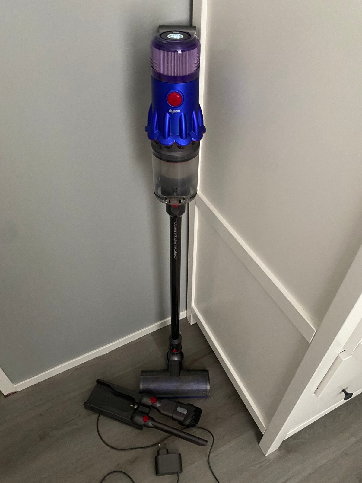 Dyson v 12 slim motorhead, Ophalen