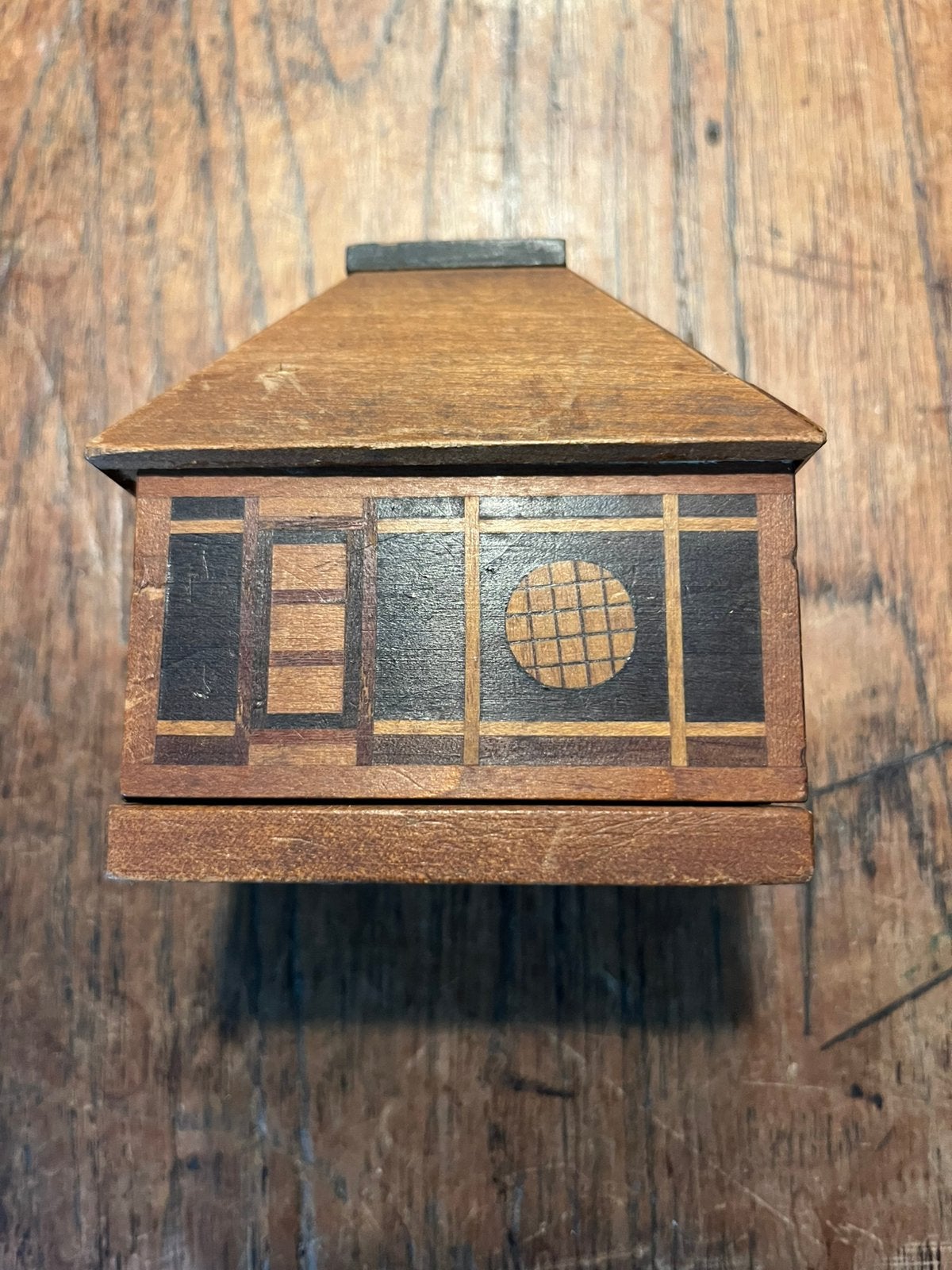 Houten huisje spaarpot, Verzamelen, Ophalen of Verzenden, Zo goed als nieuw, Metaal of Blik