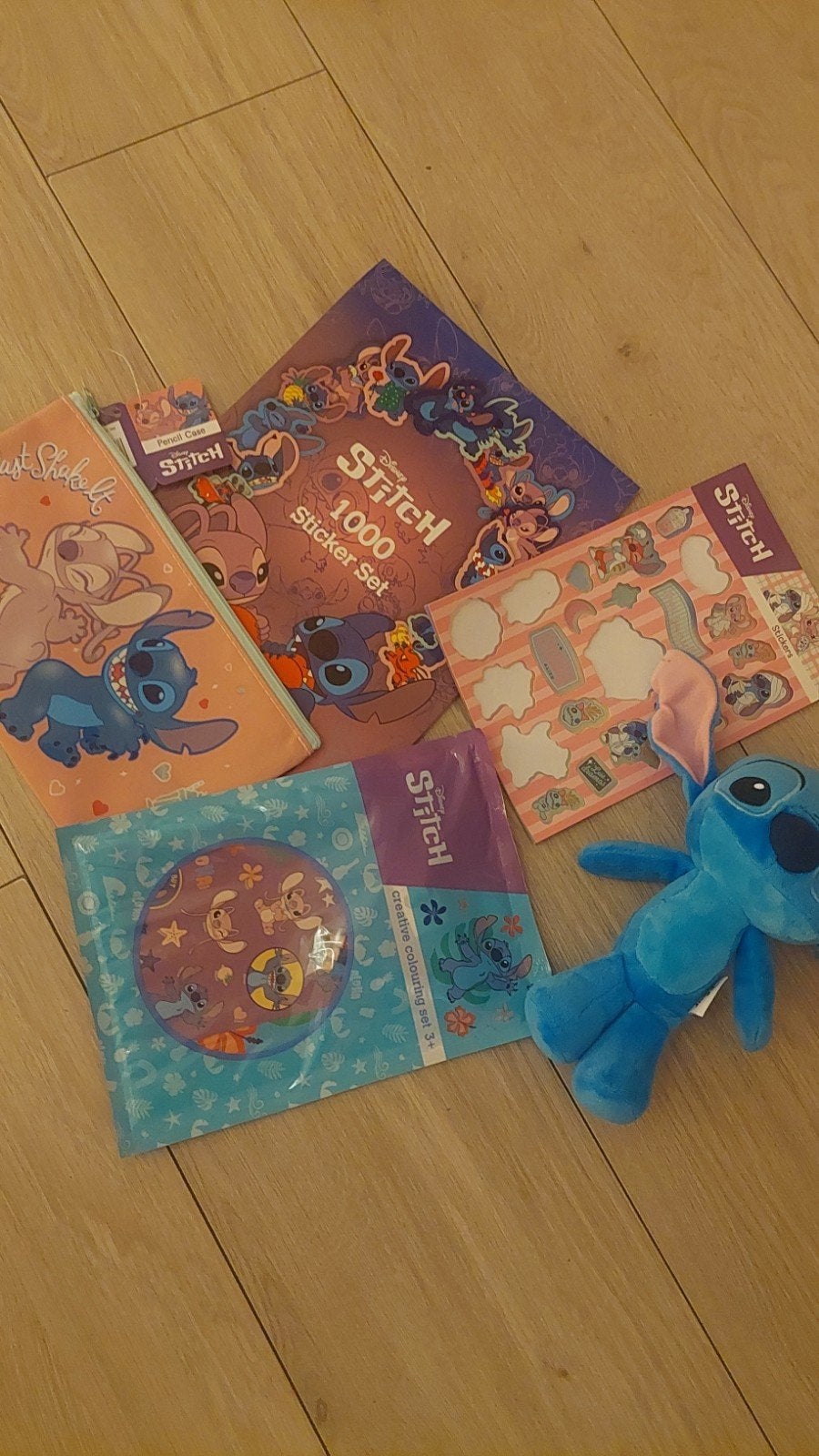 Disney Stitch Knuffel & Creatieve Set - Zo goed als nieuw, Disney, Disney, Blauw, Ophalen of Verzenden