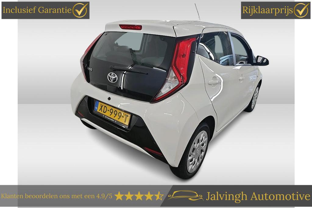 Toyota Aygo 1.0 VVT-i x-play |Carplay!|Camera|Airco!, Voorwielaandrijving, Stof, Gebruikt, Met garantie (alle)