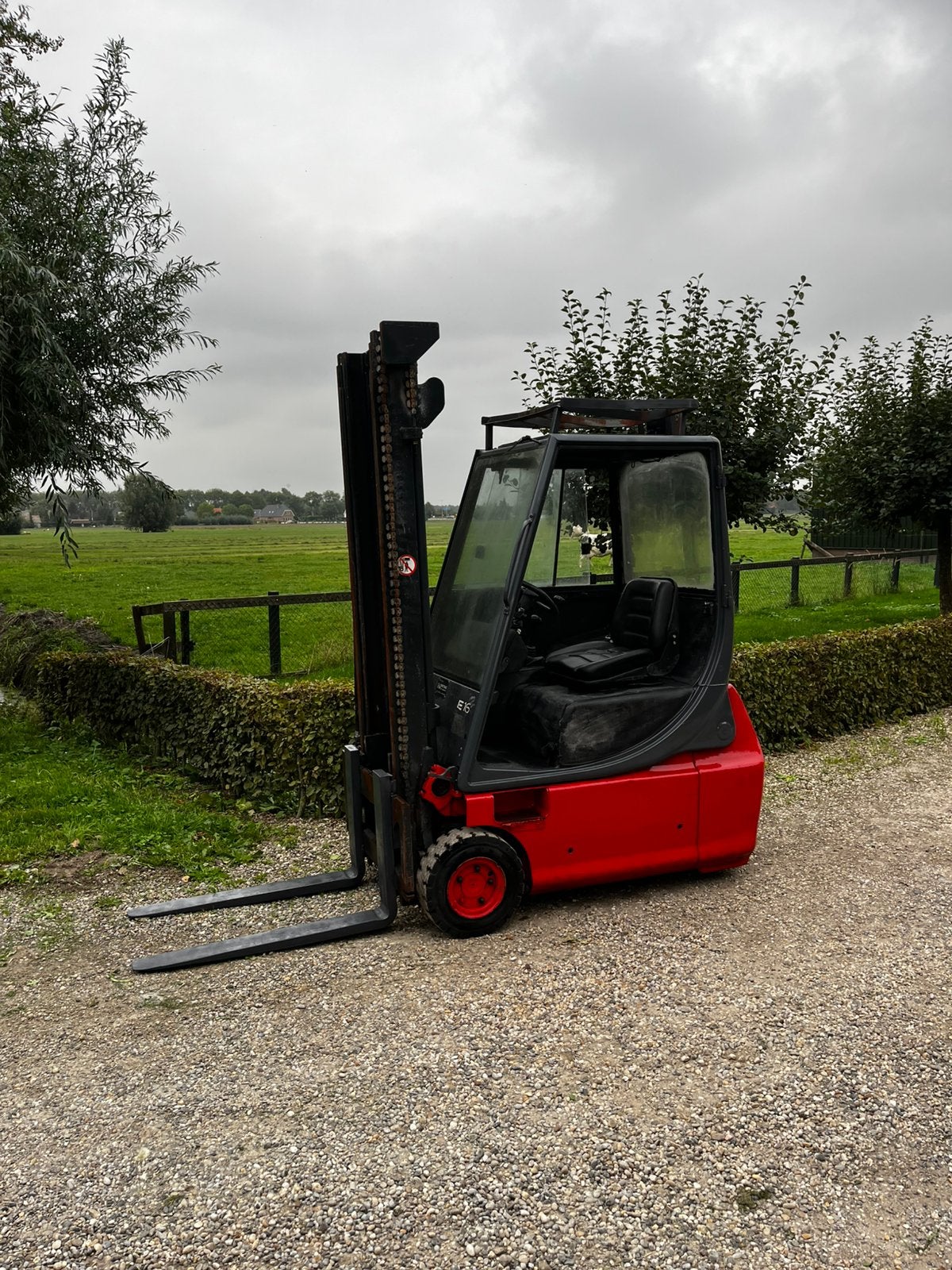 Linde e16 1600kg 4m heffen elektrisch doorkijkmast netjes, Zakelijke goederen, 1000 tot 2000 kg, Ophalen of Verzenden, Elektrisch