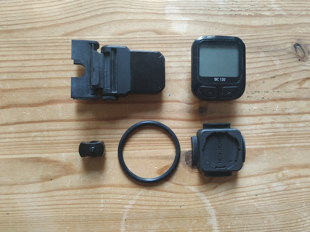 Fietscomputer BC 120, Ophalen of Verzenden, Snelheidssensor, Gebruikt