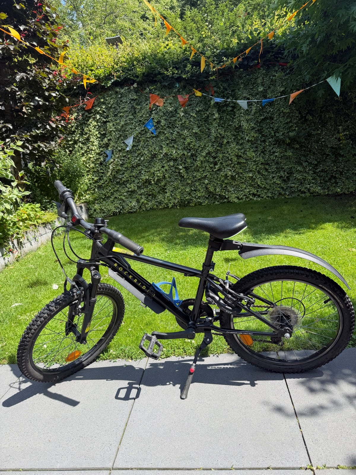 Rockrider kinderfiets 20 inch, zo goed als nieuw, Ophalen, Zo goed als nieuw, Velgrem, 16 tot 20 inch