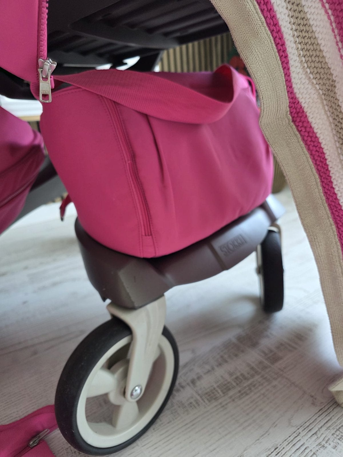 Stokke Kinderwagen roze, Ophalen of Verzenden, Zo goed als nieuw, Met autostoeltje, Kinderwagen