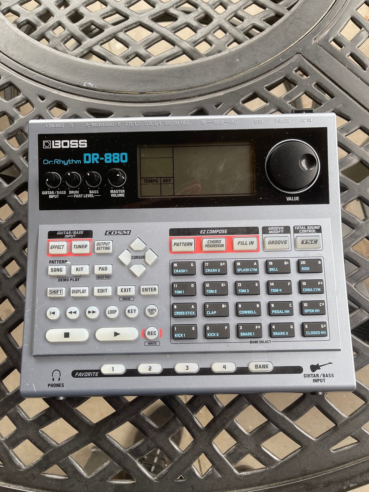 Boss DR-880 Dr. Rhythm Drummachine met adapter, Ophalen, Gebruikt, Boss