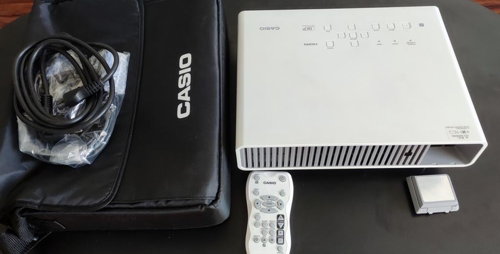 Casio XJ-M250 DLP Beamer in nieuwstaat, Casio, Ophalen of Verzenden, Zo goed als nieuw, DLP